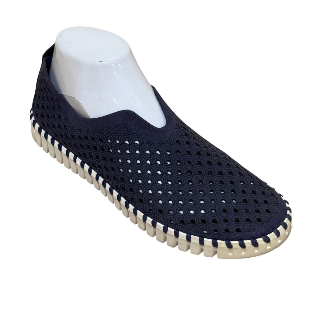 Ilse Jacobsen Tulip 139‎ Slip On Shoe Women 40 US 9.5 Navy Blue Laser Cut Preppy